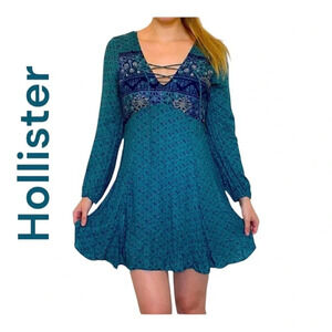 NWT Hollister Bohemian Long Sleeve Dress‎